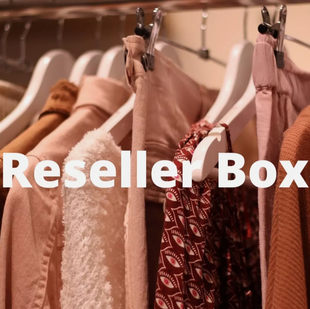 10 Piece Clothing Reseller Box